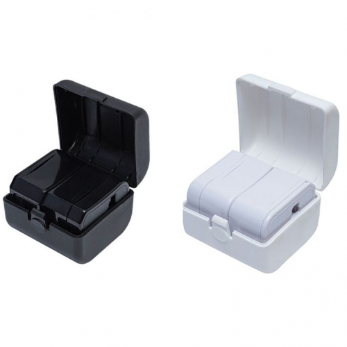 Travel Adapter w Protective Casing